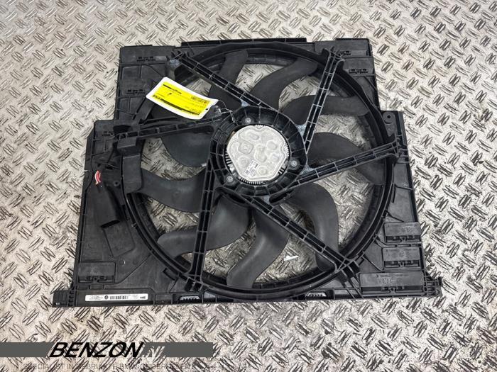 Gebrauchte Kühlerventilator BMW 3-Serie Preis € 200,00 Margenregelung angeboten von Benzon Autodemontage