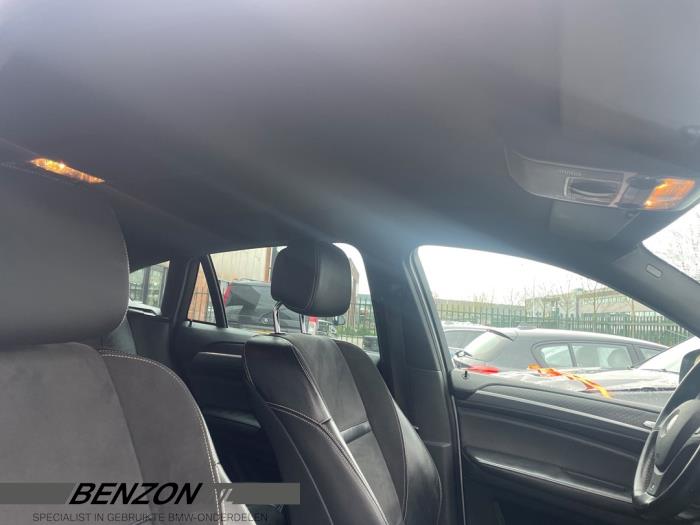 Używane Podsufitka BMW X6 (E71/72) M50d 3.0 24V Cena € 400,00 Procedura marży oferowane przez Benzon Autodemontage