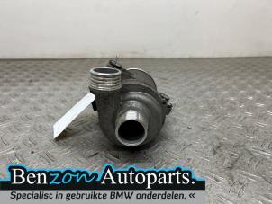 Used Water pump BMW 5-Serie Price on request offered by Benzon Autodemontage