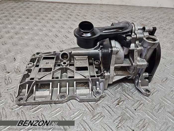 Używane Pompa oleju BMW X1 Cena na żądanie oferowane przez Benzon Autodemontage