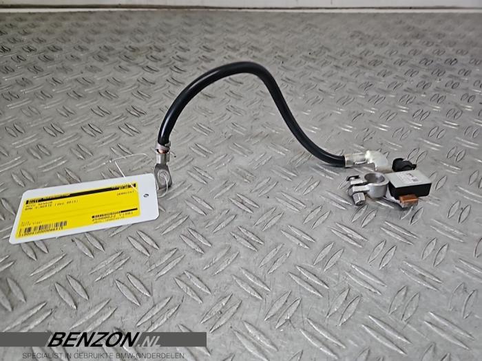 Begagnade Batterisensor BMW 3 serie Touring (F31) 320d 2.0 16V Pris på förfrågan erbjuds av Benzon Autodemontage