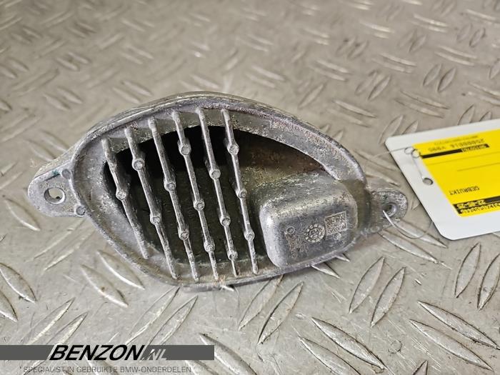 Używane Modułowy reflektor LED BMW 1 serie (F40) Cena na żądanie oferowane przez Benzon Autodemontage