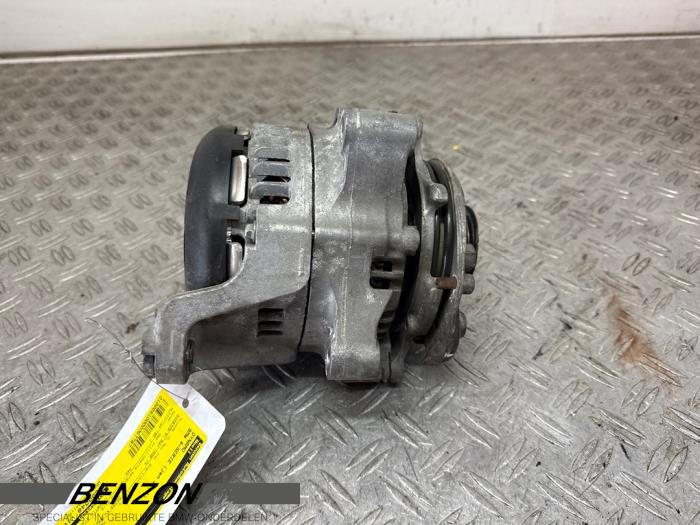 Usagé Dynamo BMW 4 serie Gran Coupe (F36) 430i 2.0 16V Prix € 40,00 Règlement à la marge proposé par Benzon Autodemontage