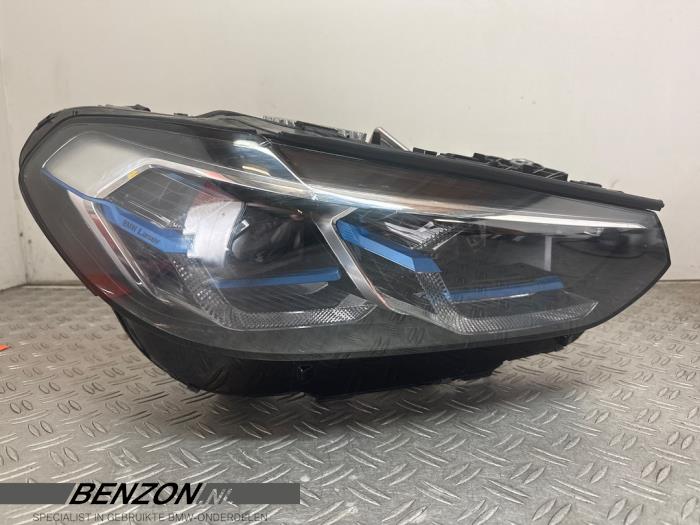 Używane Reflektor prawy BMW X4 (G02) M40i 3.0 TwinPower Turbo 24V Mild Hybrid Cena € 2.500,00 Procedura marży oferowane przez Benzon Autodemontage