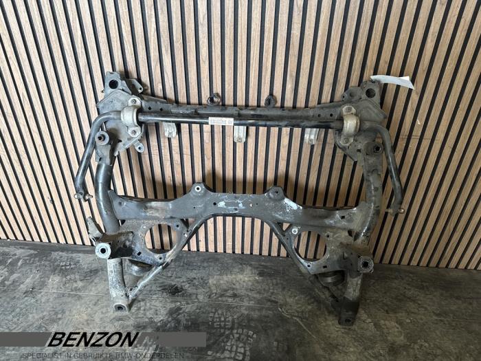 Begagnade Underram BMW 3 serie Touring (F31) 318i 1.5 TwinPower Turbo 12V Pris € 50,00 Marginaltabell erbjuds av Benzon Autodemontage