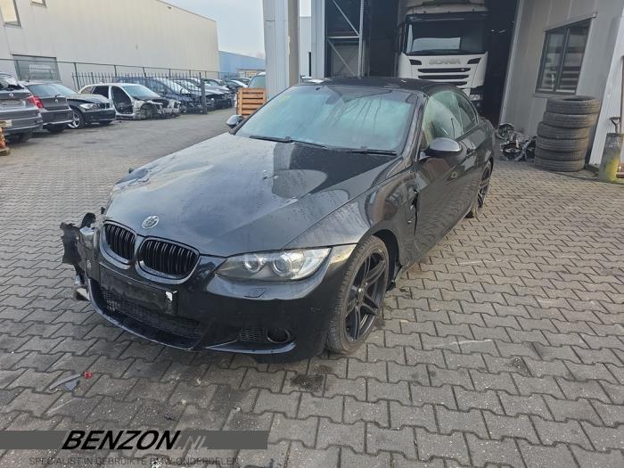 Używane Pólwal BMW 3 serie (E93) 330i 24V Cena € 181,50 Z VAT oferowane przez Benzon Autodemontage