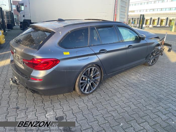 Usagé Catalyseur BMW 5 serie Touring (G31) 530i 2.0 TwinPower Turbo 16V Prix € 400,00 Règlement à la marge proposé par Benzon Autodemontage