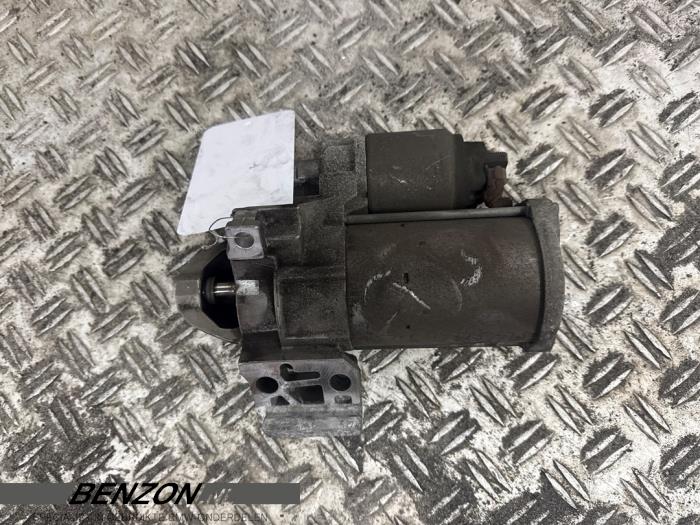 Startmotor från en BMW 3 serie Touring (F31) 320d 2.0 16V 2015