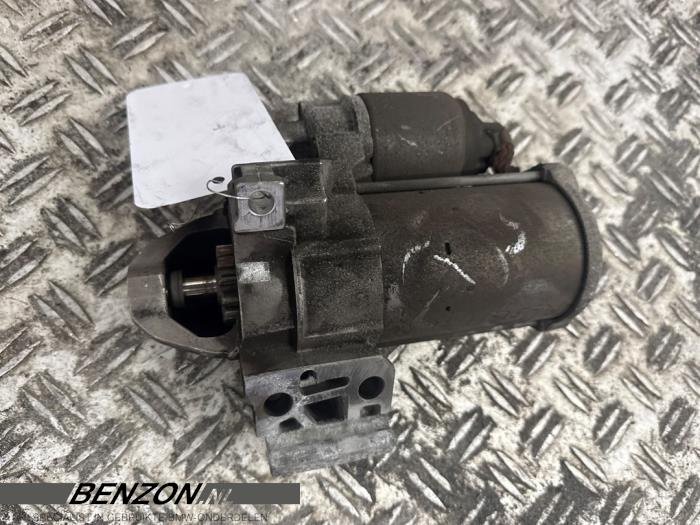 Startmotor från en BMW 3 serie Touring (F31) 320d 2.0 16V 2015