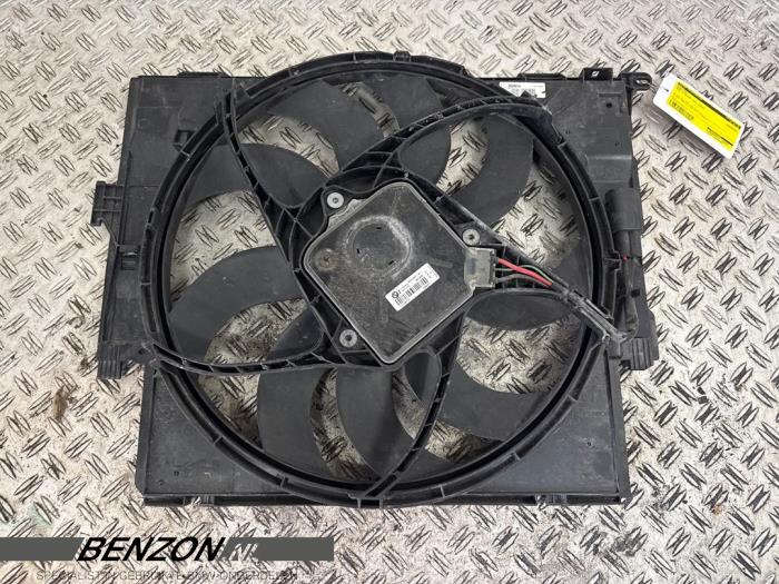 Używane Wentylator BMW 1 serie (F21) 116i 1.5 TwinPower 12V Cena € 121,00 Z VAT oferowane przez Benzon Autodemontage