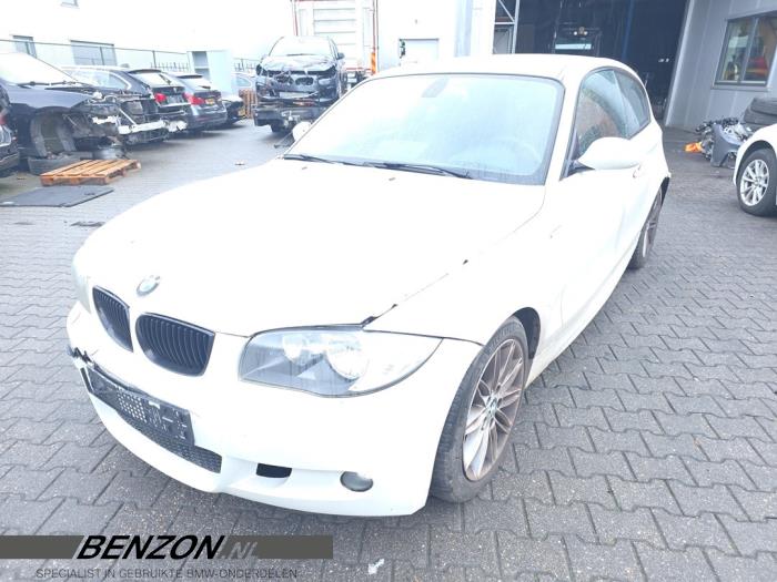 Begagnade Underram BMW 1 serie (E81) 118i 16V Pris € 40,00 Marginaltabell erbjuds av Benzon Autodemontage