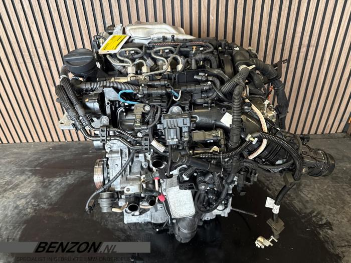 Motor van een BMW 2 serie Active Tourer (F45) 216d 1.5 TwinPower Turbo 12V 2017