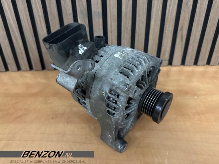 Begagnade Dynamo BMW 1 serie (F20) 114i 1.6 16V Pris € 44,99 Marginaltabell erbjuds av Benzon Autodemontage
