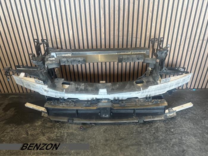 Używane Panel przedni BMW 3 serie Touring (G21) 320e 2.0 TwinPower Turbo 16V Cena € 499,99 Procedura marży oferowane przez Benzon Autodemontage