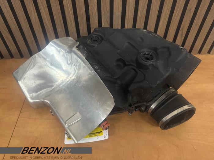 Usagé Divers BMW 5 serie (F10) 550i V8 32V TwinPower Turbo Prix € 34,99 Règlement à la marge proposé par Benzon Autodemontage