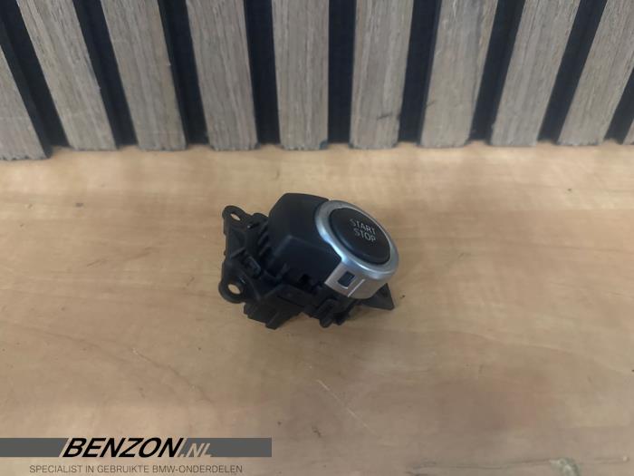 Używane Przelacznik Start/Stop BMW X5 (F15) xDrive 40e 2.0 Cena € 24,99 Procedura marży oferowane przez Benzon Autodemontage