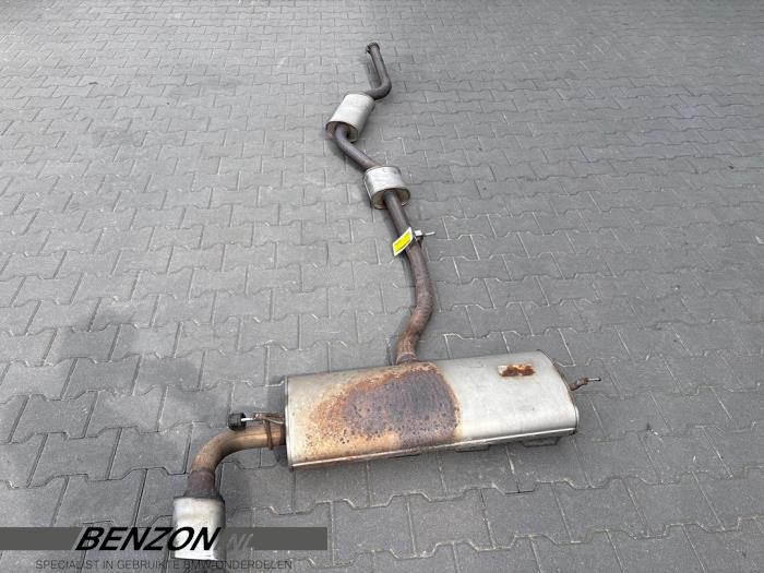 Usagé Echappement (complet) BMW X3 (F25) xDrive 20i 2.0 16V Twin Power Turbo Prix € 199,99 Règlement à la marge proposé par Benzon Autodemontage