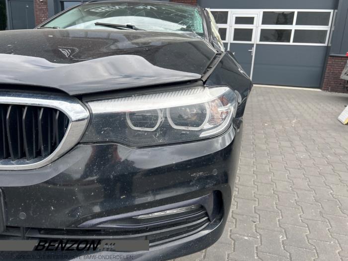 Gebrauchte Scheinwerfer links BMW 5 serie Touring (G31) 523d 2.0 TwinPower Turbo 16V Preis € 900,00 Margenregelung angeboten von Benzon Autodemontage