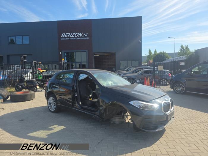 Używane Katalizator BMW 1 serie (F40) 118i 1.5 TwinPower 12V Cena € 375,00 Procedura marży oferowane przez Benzon Autodemontage