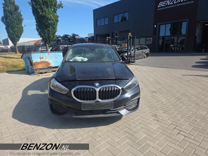 Używane Przód kompletny BMW 1 serie (F40) 118i 1.5 TwinPower 12V Cena € 3.000,00 Procedura marży oferowane przez Benzon Autodemontage