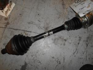 Used Front drive shaft, left Volkswagen Caddy Price on request offered by Benzon Autodemontage