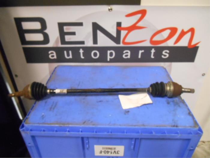 Front drive shaft, right from a Opel Astra 2009