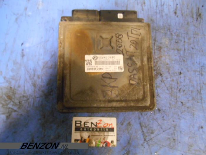 Engine management computer Volkswagen Passat (Used)