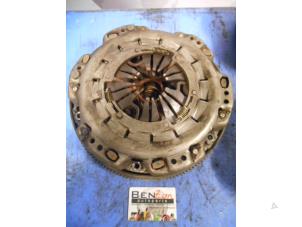 Used Dual mass flywheel Mercedes Sprinter Price on request offered by Benzon Autodemontage