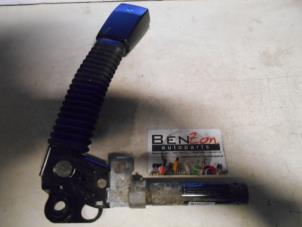Used Seatbelt tensioner, left BMW Z3 Price on request offered by Benzon Autodemontage