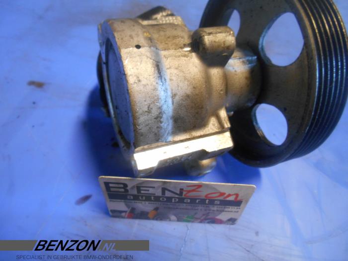 Usagé Pompe de direction Peugeot Bipper Prix sur demande proposé par Benzon Autodemontage