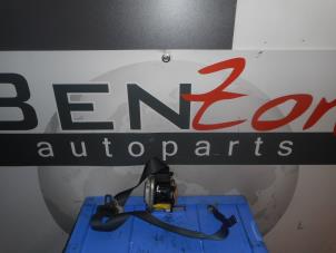 Used Seatbelt tensioner, left Nissan Note Price on request offered by Benzon Autodemontage