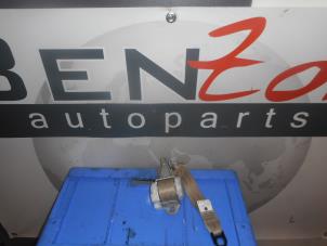 Used Rear seatbelt, right Toyota Rav-4 Price on request offered by Benzon Autodemontage