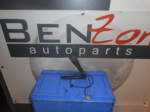 Used Rear seatbelt tensioner, right Opel Signum Price on request offered by Benzon Autodemontage