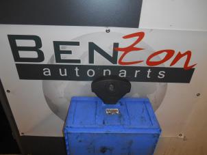 Used Left airbag (steering wheel) Opel Vivaro Price on request offered by Benzon Autodemontage