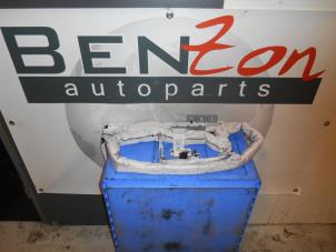 Used Roof curtain airbag, right Chrysler Voyager Price on request offered by Benzon Autodemontage