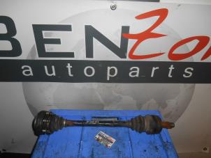 Used Drive shaft, rear left BMW 3-Serie Price on request offered by Benzon Autodemontage