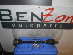 Used Drive shaft, rear right BMW 3-Serie Price on request offered by Benzon Autodemontage
