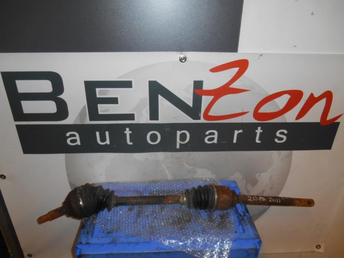 Front drive shaft, right from a Opel Vivaro 2011