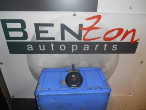 Używane Pompa wspomagania kierownicy BMW 3-Serie Cena na żądanie oferowane przez Benzon Autodemontage