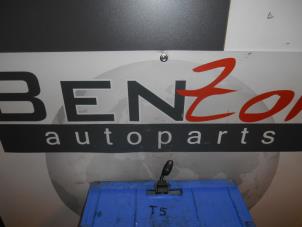 Used Cruise control switch BMW 5-Serie Price on request offered by Benzon Autodemontage
