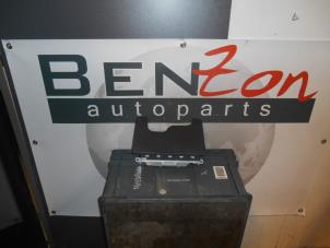 Używane Poduszka powietrzna kolanowa prawa Toyota Yaris Cena na żądanie oferowane przez Benzon Autodemontage