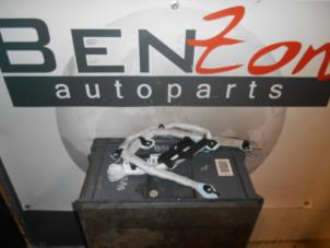 Used Roof curtain airbag, left BMW 3-Serie Price on request offered by Benzon Autodemontage