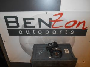 Used Power steering pump Mercedes Vito Price on request offered by Benzon Autodemontage