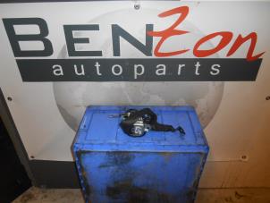 Used Seatbelt tensioner, right Mercedes E-Klasse Price on request offered by Benzon Autodemontage