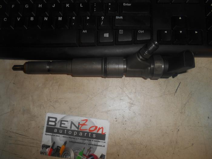 Injector (diesel) from a BMW X5 2006