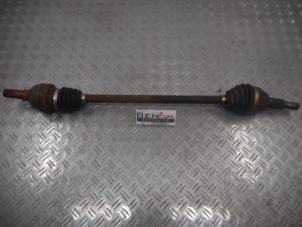 Used Drive shaft, rear right Chevrolet Captiva Price on request offered by Benzon Autodemontage