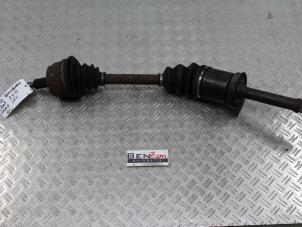Used Front drive shaft, right Volkswagen Transporter Price on request offered by Benzon Autodemontage