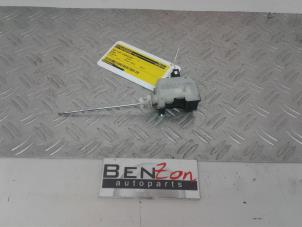 Used Tank cap cover switch Skoda Octavia Price on request offered by Benzon Autodemontage