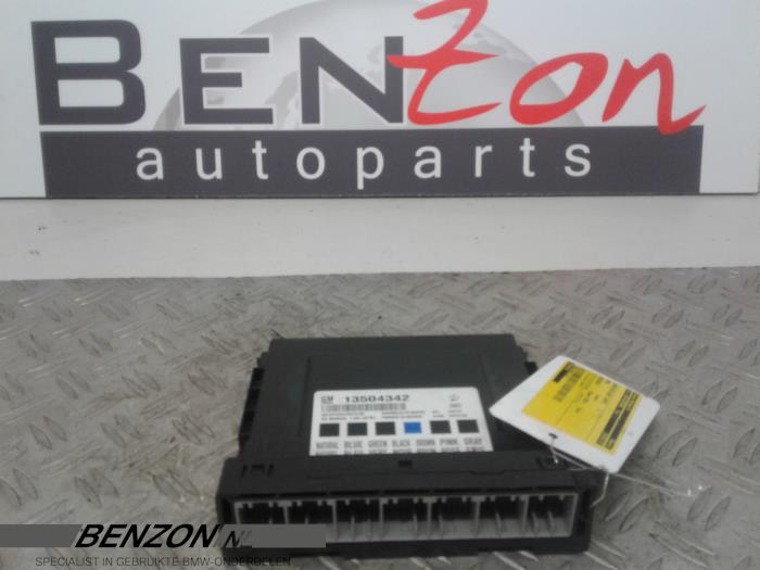 Używane Sterownik Body Control Opel Insignia Cena na żądanie oferowane przez Benzon Autodemontage