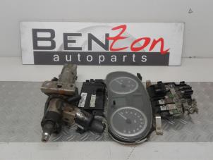 Used Set of locks Opel Vivaro Price on request offered by Benzon Autodemontage